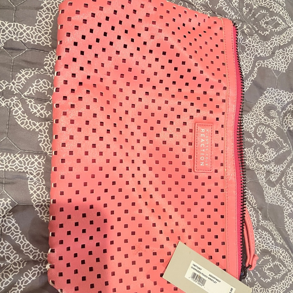 Kenneth Cole Reaction Clutch with Gray Lining